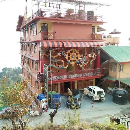 Hotel Golden Dragon Aritar Экстерьер фото